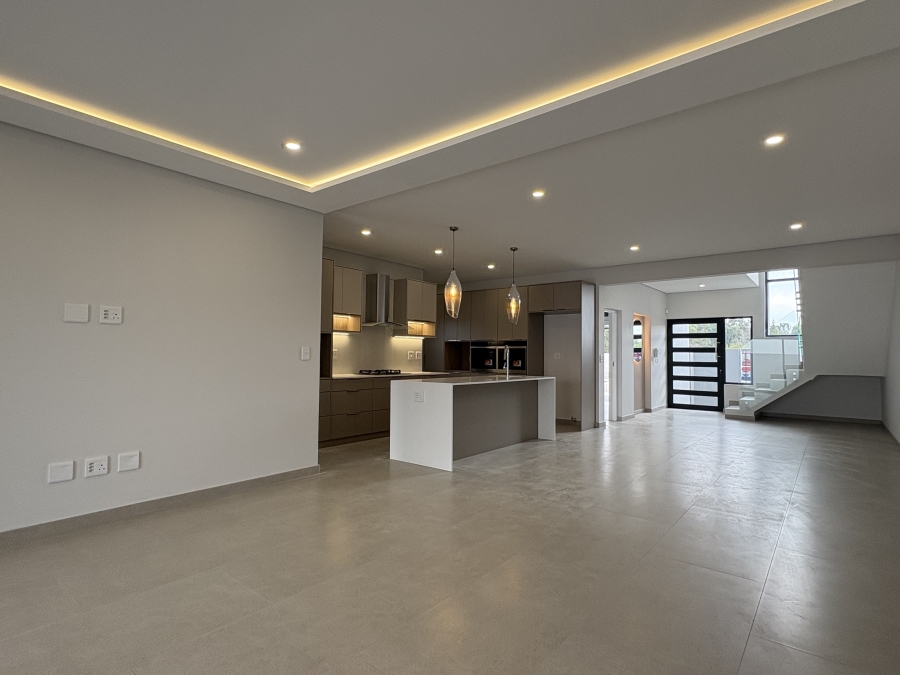 4 Bedroom Property for Sale in Sandown Western Cape
